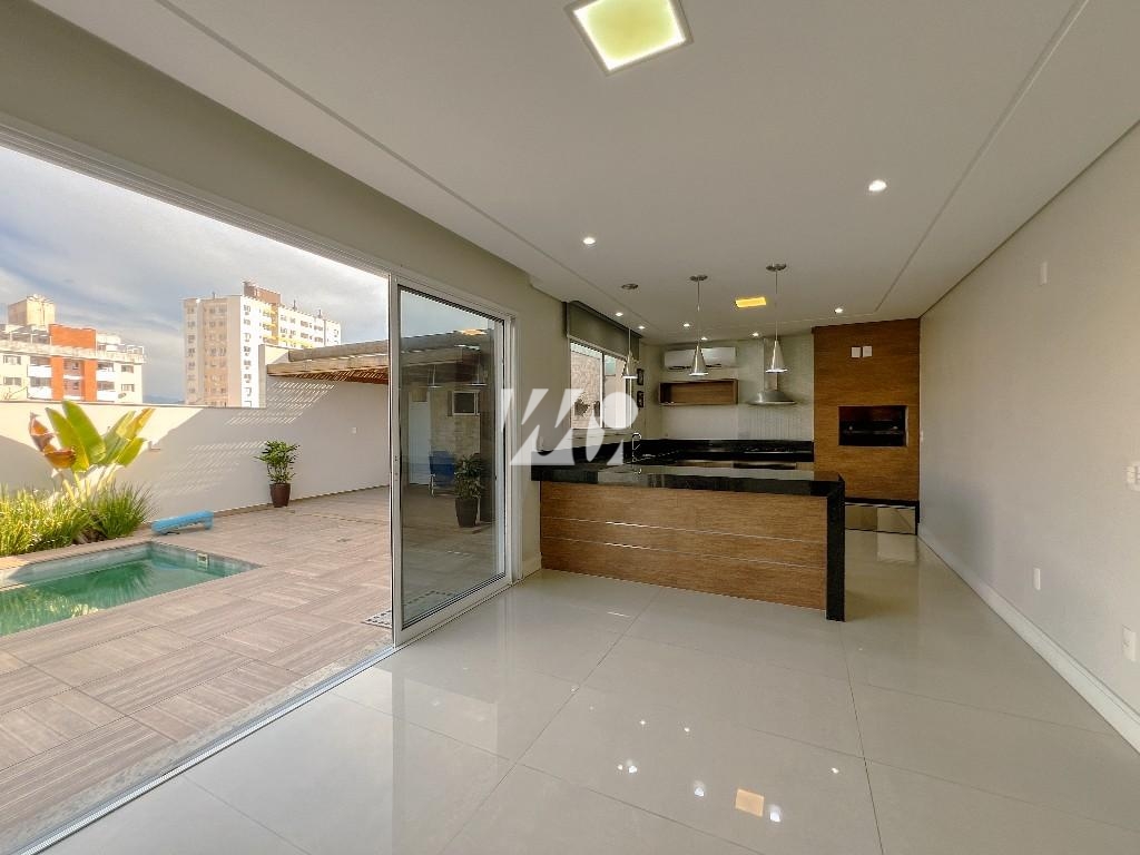 Casa em Pedra Branca, Palhoça. 3 quartos, 350m². Imagem 8 de 12